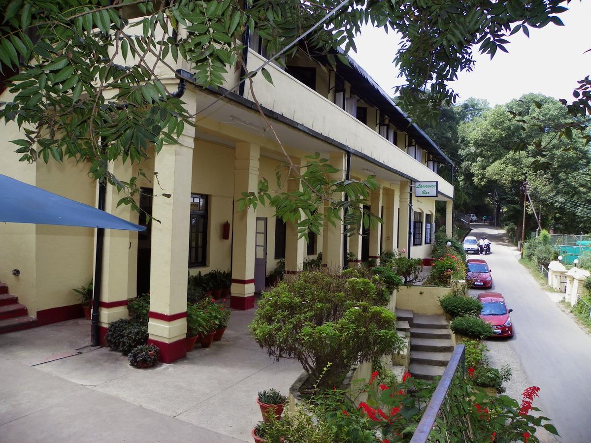 Alasia Hotel Kasauli Exterior foto